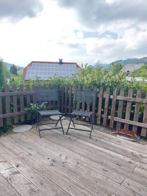 Ferienwohnung Lina Mit Toller Terrasse Im Schwarzwald แบร์เนา อัม ชวาร์ซวัลด์ ภายนอก รูปภาพ